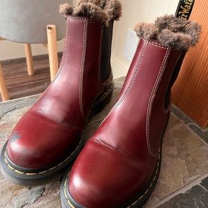 Women's Air Wait Doc Martins with Bouncing Soles size US 8, 6 UK, and 39 EU